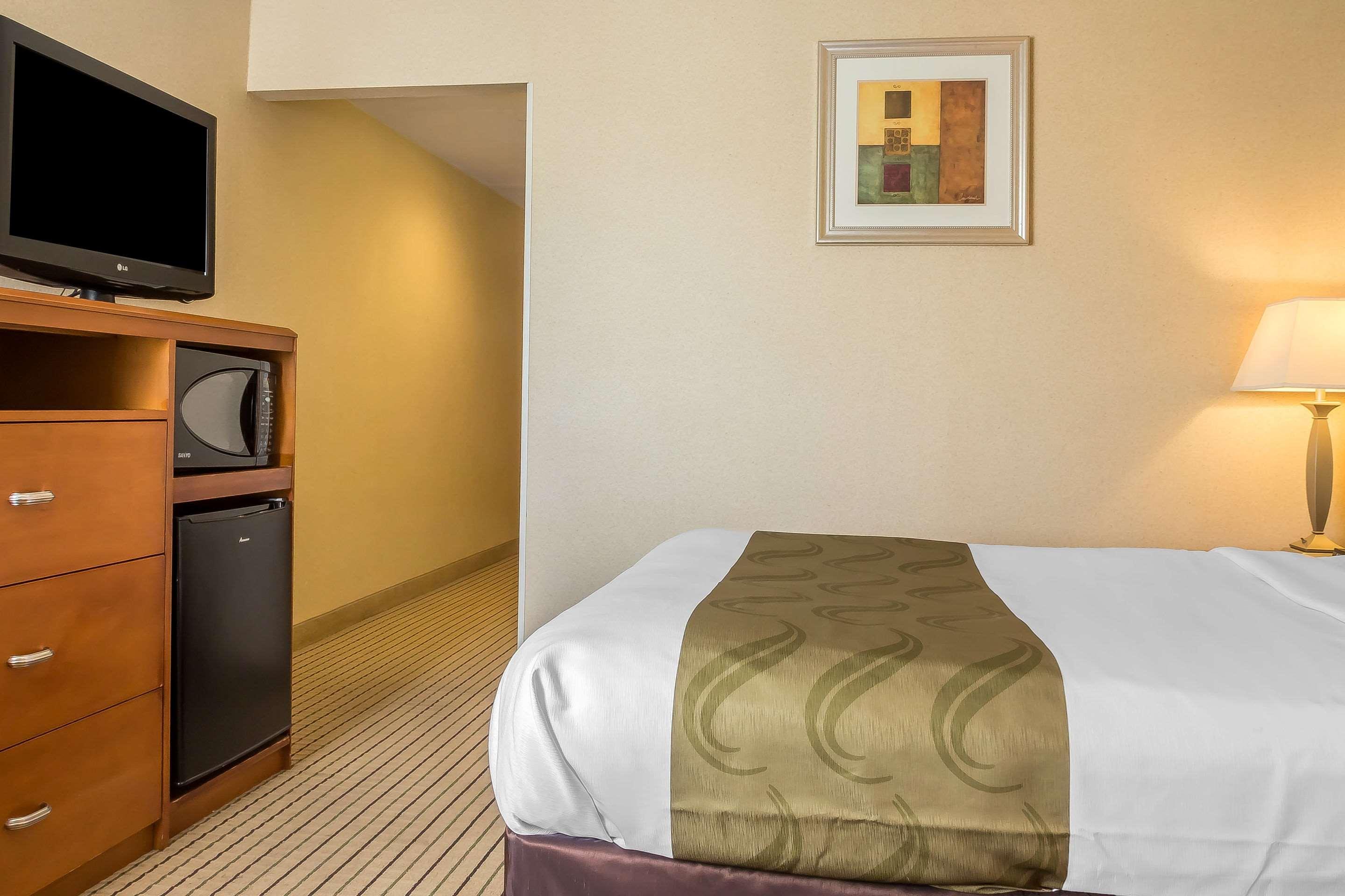 Quality Inn Spring Valley - Nanuet Exterior photo