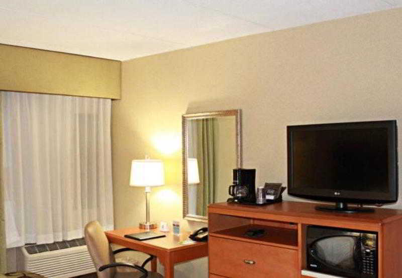 Quality Inn Spring Valley - Nanuet Room photo